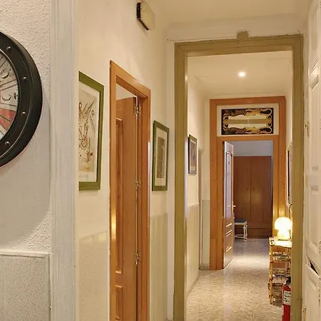 Aribau Guest house *